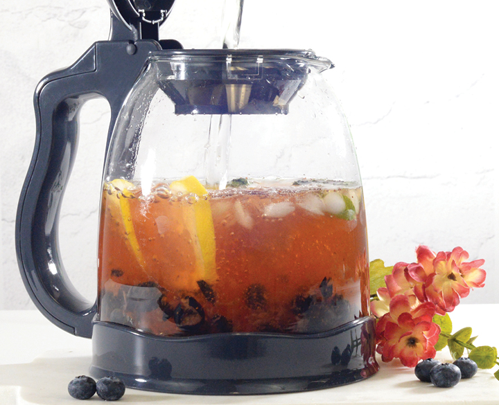 https://cdn.steepedtea.com/Recipes/CANADA/REC_01002_SS2019_BlueberryLemonIcedTea_8D68538D7A808DC.jpg